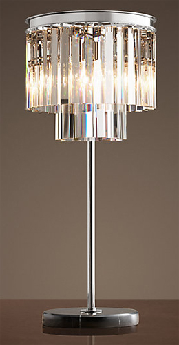Lamp with glass fringe